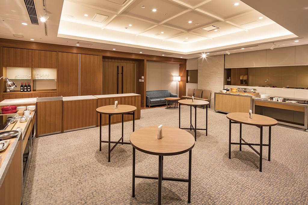 โรงแรมเซ็นจูรี เซาเทิร์น ทาวเวอร์ 4* โตเกียว